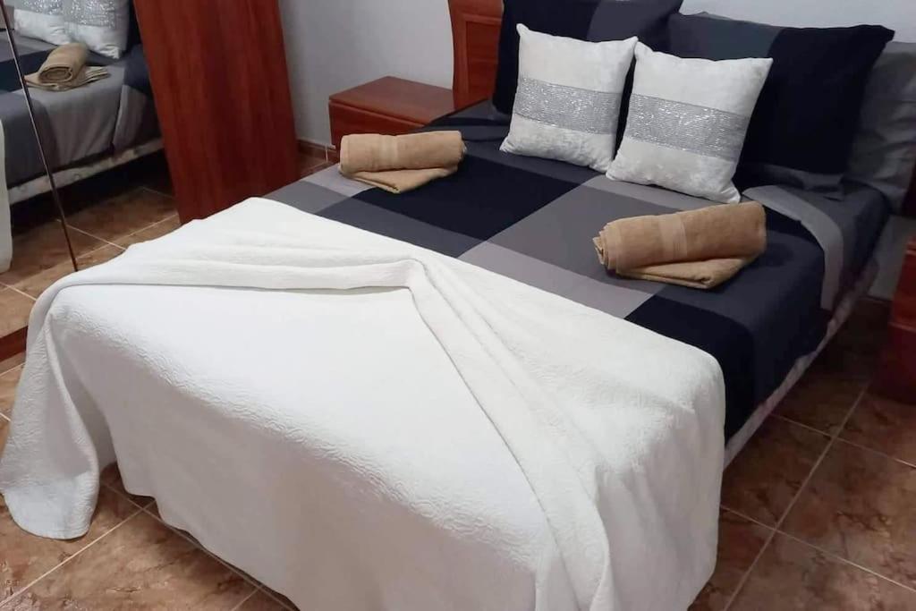 طوستا ديل سيلونثيو 1 Bedroom Aparthotel+Heated Pool/Restaurant المظهر الخارجي الصورة